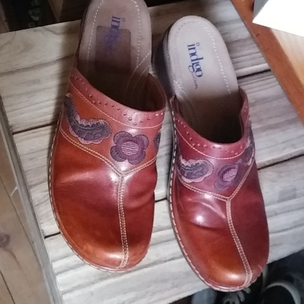 Clark's shoes